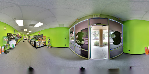 Tobacco Shop «Green Planet Smoke Shop», reviews and photos, 15325 Amberly Dr, Tampa, FL 33647, USA