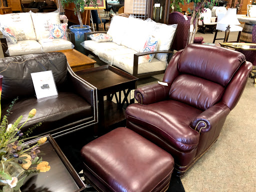 Thrift Store «Ditto Upscale Resale», reviews and photos, 571 E 8th St, Holland, MI 49423, USA