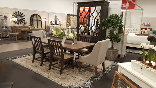 Furniture Store «Value City Furniture», reviews and photos, 94 W Kemper Rd, Springdale, OH 45246, USA