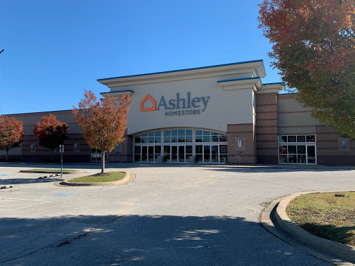 Furniture Store «Ashley HomeStore», reviews and photos, 7375 Jefferson Blvd, Louisville, KY 40219, USA