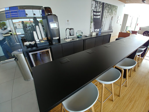 Car Dealer «Niello Volvo of Sacramento», reviews and photos, 4609 Madison Ave, Sacramento, CA 95841, USA