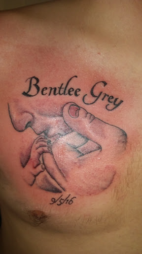 Tattoo Shop «Pix & Stix Tattoo», reviews and photos, 1780 Cedar St, McKenzie, TN 38201, USA