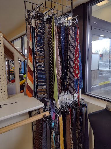 Thrift Store «ReTails Thrift Store», reviews and photos, 5000 NE Fourth Plain Blvd, Vancouver, WA 98661, USA