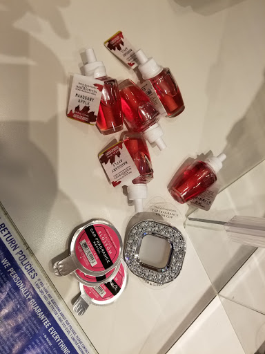 Beauty Supply Store «Bath & Body Works», reviews and photos, 330 SW 145th Terrace, Pembroke Pines, FL 33027, USA