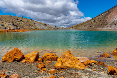 Tongariro Crossing Emerald Lake Lookout