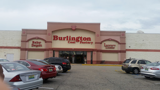 Burlington Coat Factory, 5445 Atlanta Hwy, Montgomery, AL 36109, USA, 