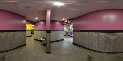 Gym «Planet Fitness», reviews and photos, 404 E Six Forks Rd, Raleigh, NC 27609, USA