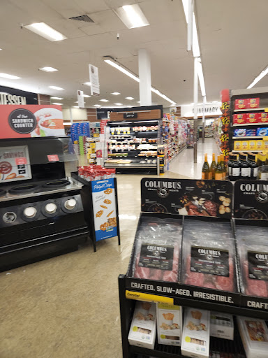 Grocery Store «Safeway», reviews and photos, 1025 Alhambra Blvd, Sacramento, CA 95816, USA