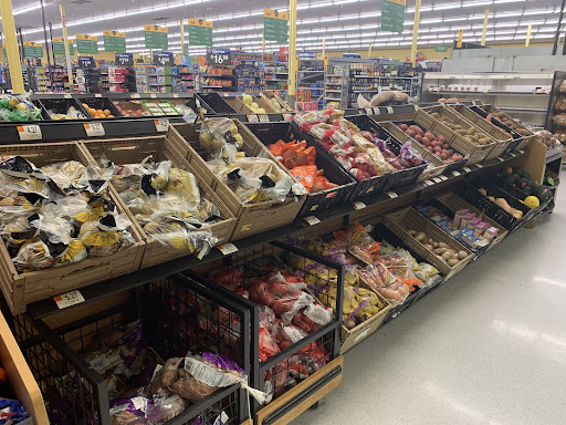 Supermarket «Walmart Neighborhood Market», reviews and photos, 215 California St, Woodland, CA 95695, USA