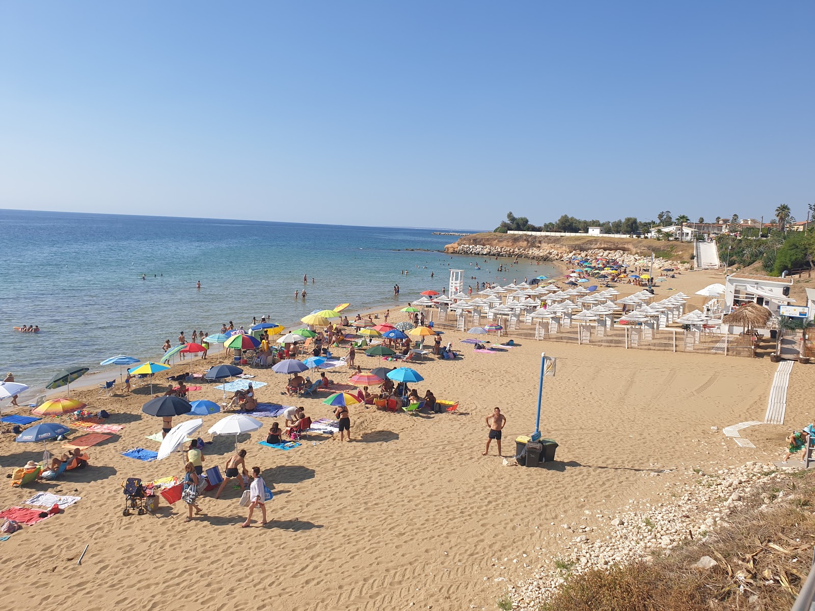 Foto von Spiaggia Pantanello mit gerader strand
