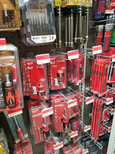 Hardware Store «Trio Hardware and Paint», reviews and photos, 1032 Old Country Rd, Plainview, NY 11803, USA