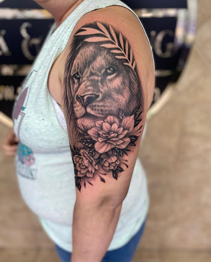 Explore small forget me not tattoo ideas, creative tattoo ideas in Myrtle Beach, available at Dr Ink Tattoo