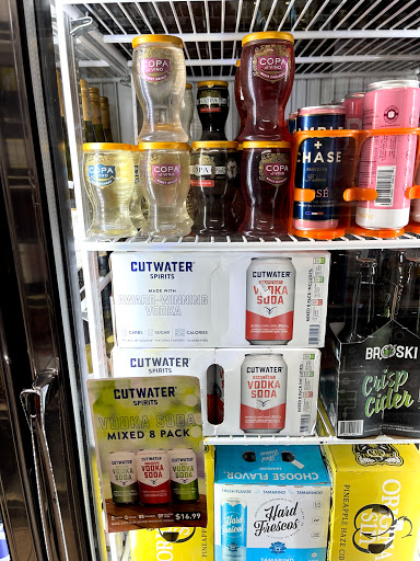 Beer Store «Downstairs Market», reviews and photos, 5885 Ponce De Leon Blvd, Coral Gables, FL 33146, USA