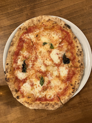 Agri ristorante Pizzeria C/o castello di grotti in Ville di Corsano, Provincia di Siena