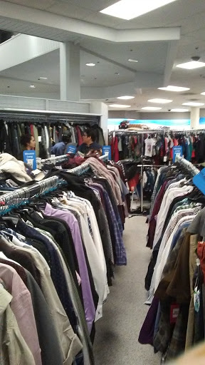 Clothing Store «Ross Dress for Less», reviews and photos, 13750 Riverside Dr, Sherman Oaks, CA 91423, USA