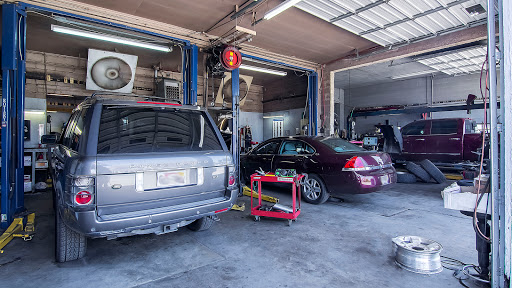 Auto Repair Shop «Hines Service Center», reviews and photos, 714 Harkrider St, Conway, AR 72032, USA