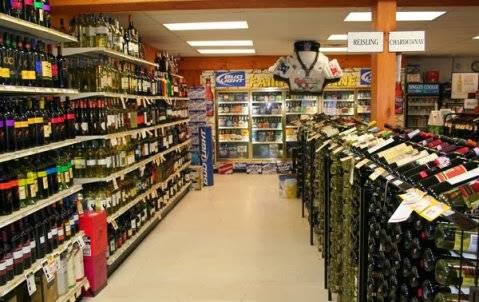 Liquor Store «Fairfield Wine & Liquor», reviews and photos, 296 Fairfield Ave, Waterbury, CT 06708, USA