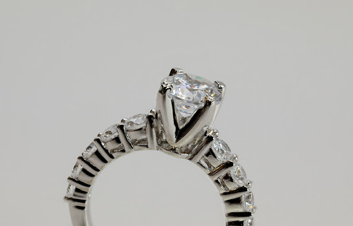 Jewelry Store «Exquisite Jewelers», reviews and photos, 9565 NW 41st St, Doral, FL 33178, USA