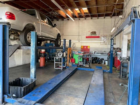 Transmission Shop «AAMCO Transmissions & Total Car Care», reviews and photos, 1304 Newbury Rd, Thousand Oaks, CA 91320, USA