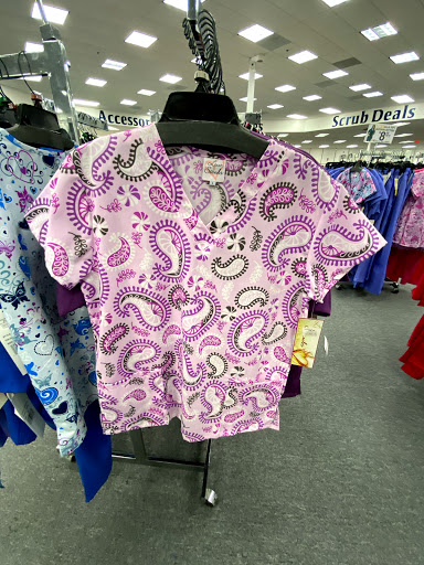 Uniform Store «Scrub Pro Uniforms & Gallo Clothing», reviews and photos, 78 Mountain Rd, Glen Burnie, MD 21060, USA