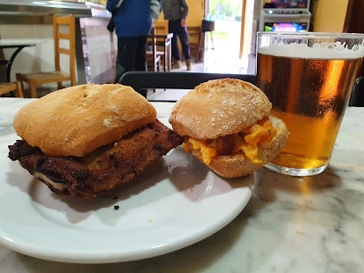 Restaurante El Hambre - Arrangizgana Errepidea, 2, 48269 Mallabia, Bizkaia, Spain