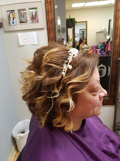Beauty Salon «Salon Images», reviews and photos, 8175 University Ave NE, Spring Lake Park, MN 55432, USA