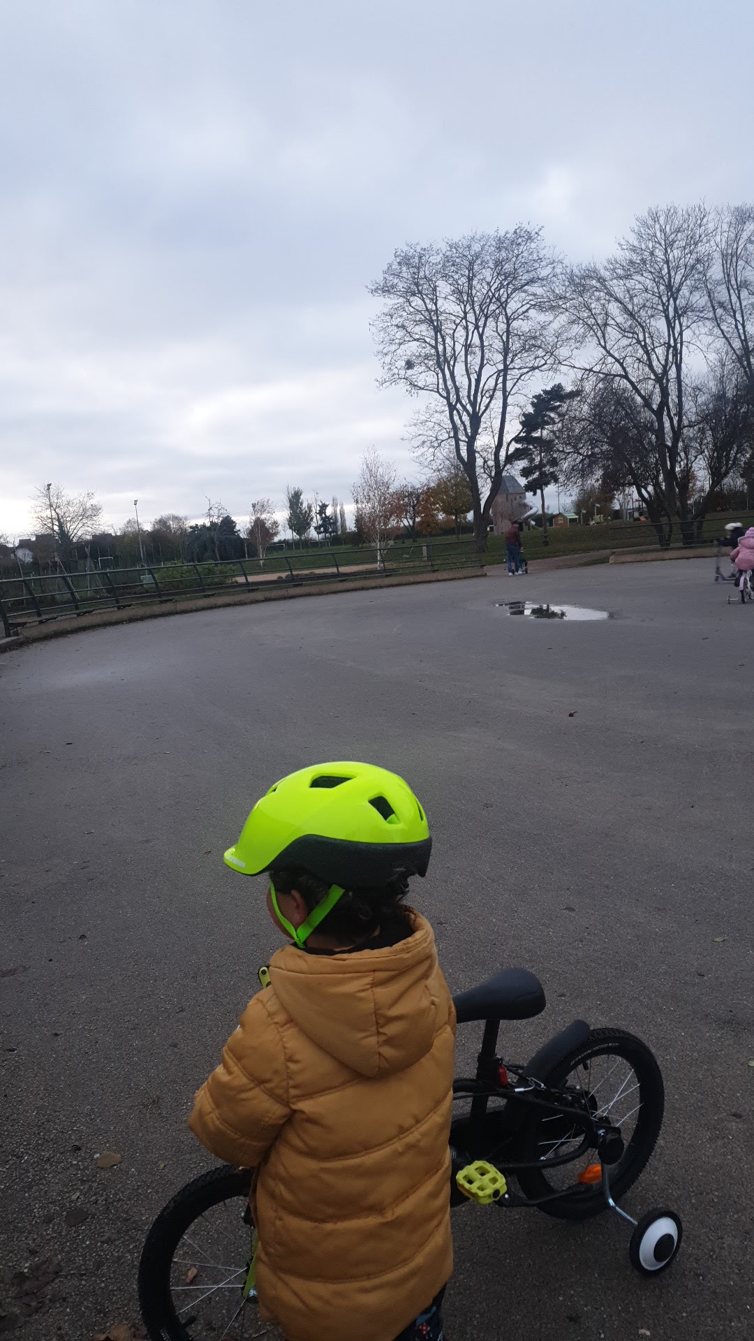 Photo n° 1 de l'avis de ZAKIA.o fait le 24/11/2019 à 16:05