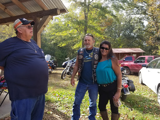 Cabin Rental Agency «Dixieland Cabins», reviews and photos, 1613 Donelson Pkwy, Dover, TN 37058, USA