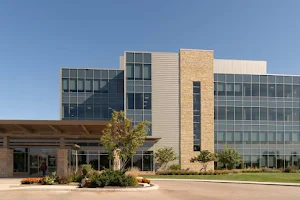 UW Health N Bell School Rd Medical Center Laboratory image