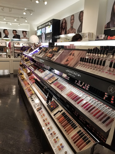 Cosmetics Store «SEPHORA», reviews and photos, 730 Orland Square Dr, Orland Park, IL 60462, USA