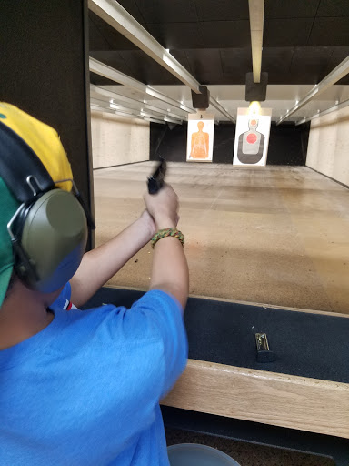 Shooting Range «5 Star Firearms», reviews and photos, 41666 N Sheridan Rd, Zion, IL 60099, USA