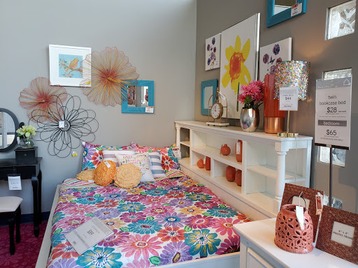 Furniture Store «Ashley HomeStore», reviews and photos, 875 E Boughton Rd, Bolingbrook, IL 60440, USA