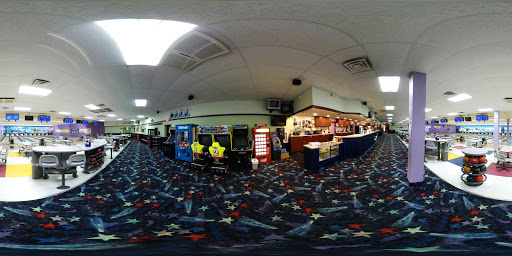 Bowling Alley «Lenawee Recreation Bowling Center», reviews and photos, 520 College Ave, Adrian, MI 49221, USA