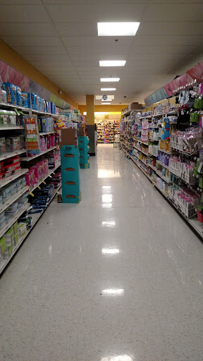 Shopping Mall «Aspen Hill Shopping Center», reviews and photos, 13661 Connecticut Ave, Silver Spring, MD 20906, USA