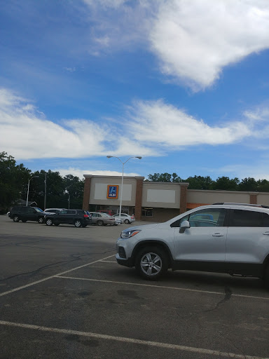 Supermarket «ALDI», reviews and photos, 3497 Belmont Ave, Youngstown, OH 44505, USA