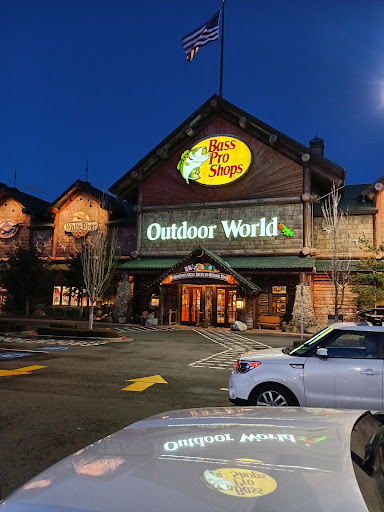 Sporting Goods Store «Bass Pro Shops», reviews and photos, 7905 S Hosmer St, Tacoma, WA 98408, USA