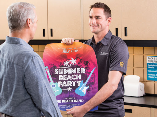 Shipping and Mailing Service «The UPS Store», reviews and photos, 162 Elmora Ave, Elizabeth, NJ 07202, USA