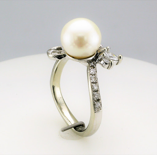 Jewelry Store «P.J. Rossi Jewelers», reviews and photos, 217 Commercial Blvd, Lauderdale-By-The-Sea, FL 33308, USA