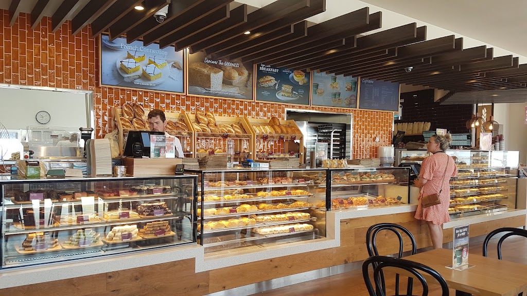 Bakery & Café – Banjo’s Townsville West End Drive Thru 4810