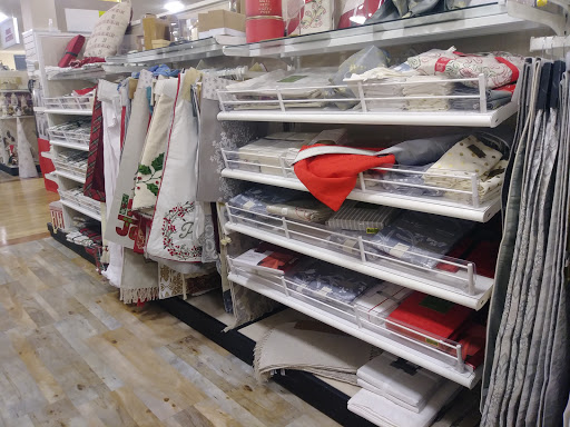 Department Store «HomeGoods», reviews and photos, 11100 W Burleigh St #140, Wauwatosa, WI 53222, USA