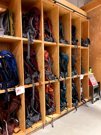 Camping Store «REI», reviews and photos, 71 Raymond Rd, West Hartford, CT 06107, USA