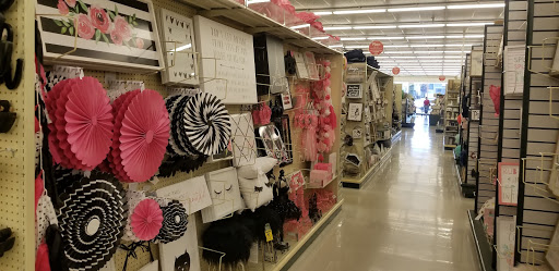 Craft Store «Hobby Lobby», reviews and photos, 1622 Florence Blvd, Florence, AL 35630, USA