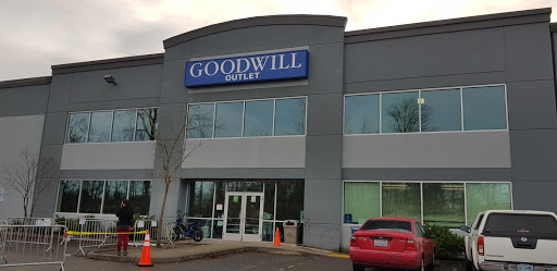 Thrift Store «Goodwill Everett Outlet», reviews and photos, 2208 W Casino Rd, Everett, WA 98204, USA