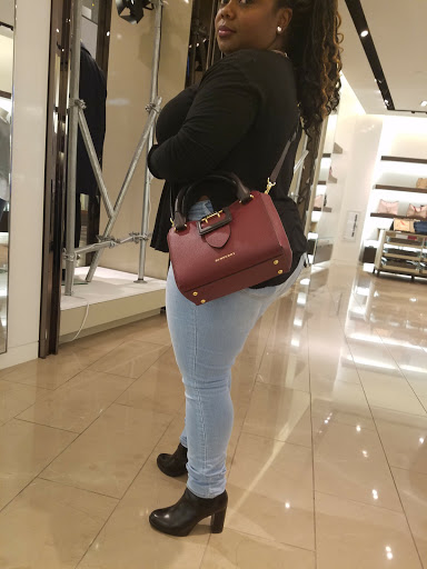 Clothing Store «Burberry», reviews and photos, 1151 Galleria Blvd, Roseville, CA 95678, USA