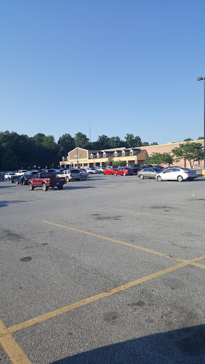 Discount Store «Walmart», reviews and photos, 40 Drury Dr, La Plata, MD 20646, USA