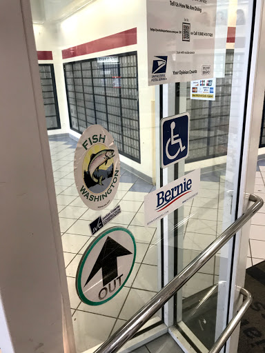 Post Office «United States Postal Service», reviews and photos, 400 NW Gilman Blvd, Issaquah, WA 98027, USA