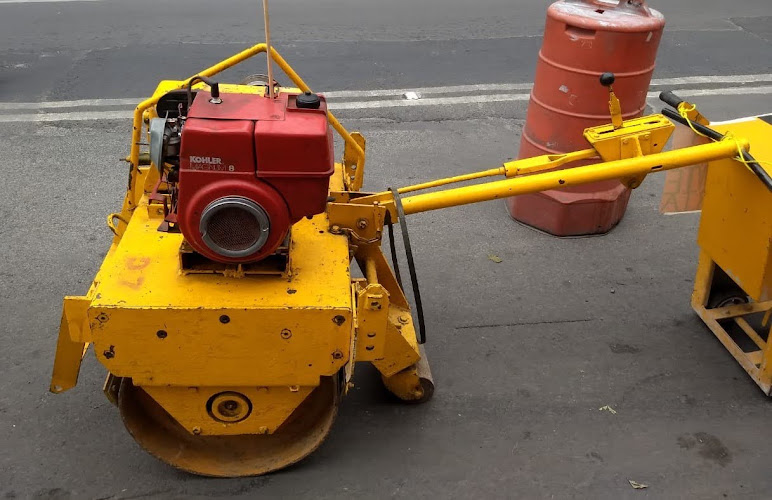 Taller mecánico automotriz y máquinaria