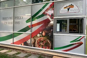 Pizza Piazza image
