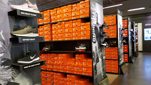 Sporting Goods Store «Nike Factory Store», reviews and photos, 6800 N 95th Ave #590, Glendale, AZ 85301, USA