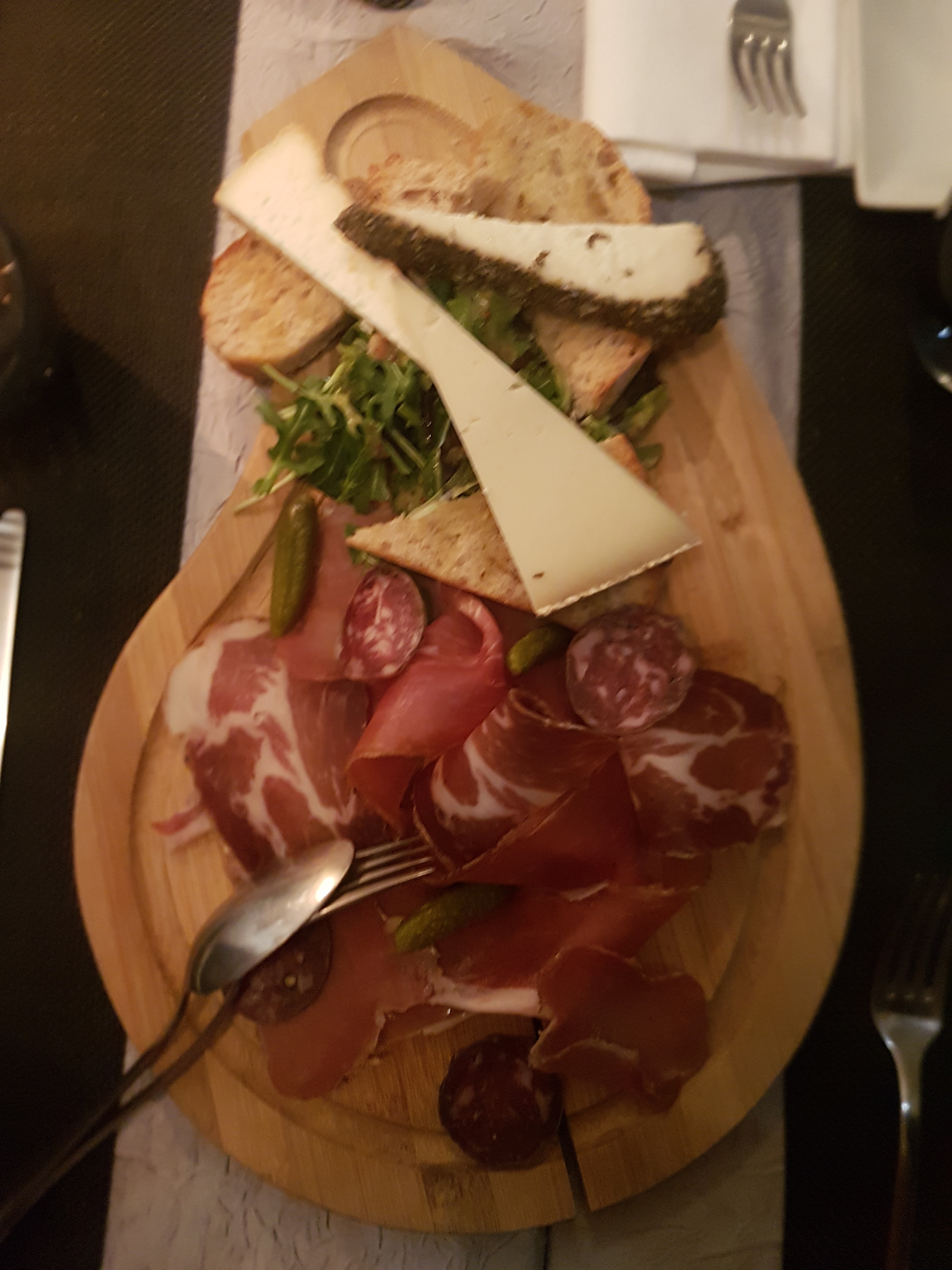 Photo n° 2 de l'avis de krizia.a fait le 15/03/2018 à 23:01